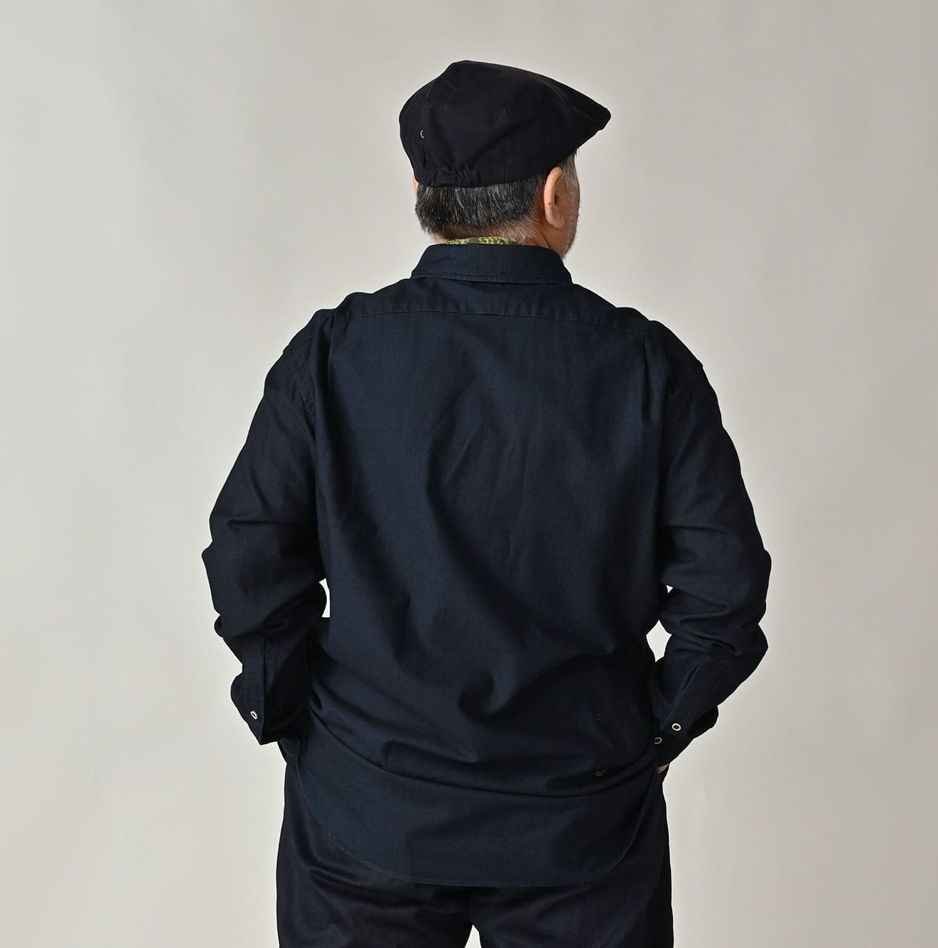 Indigo Supima OX 908 Loafer Button Down Shirt Male Model