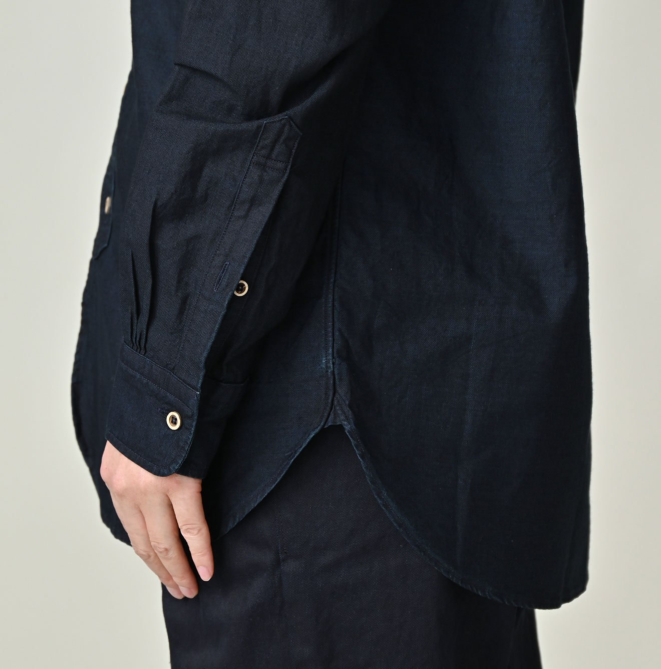 Indigo Supima OX 908 Loafer Button Down Shirt Detail