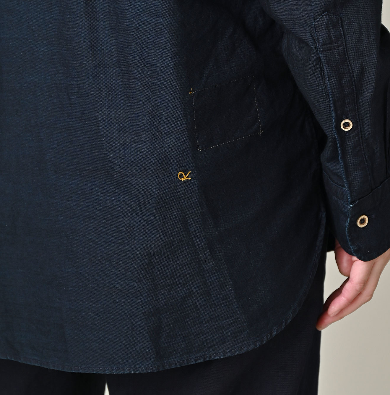 Indigo Supima OX 908 Loafer Button Down Shirt Detail