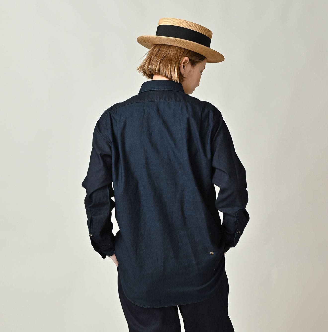 Indigo Supima OX 908 Loafer Button Down Shirt Female Model