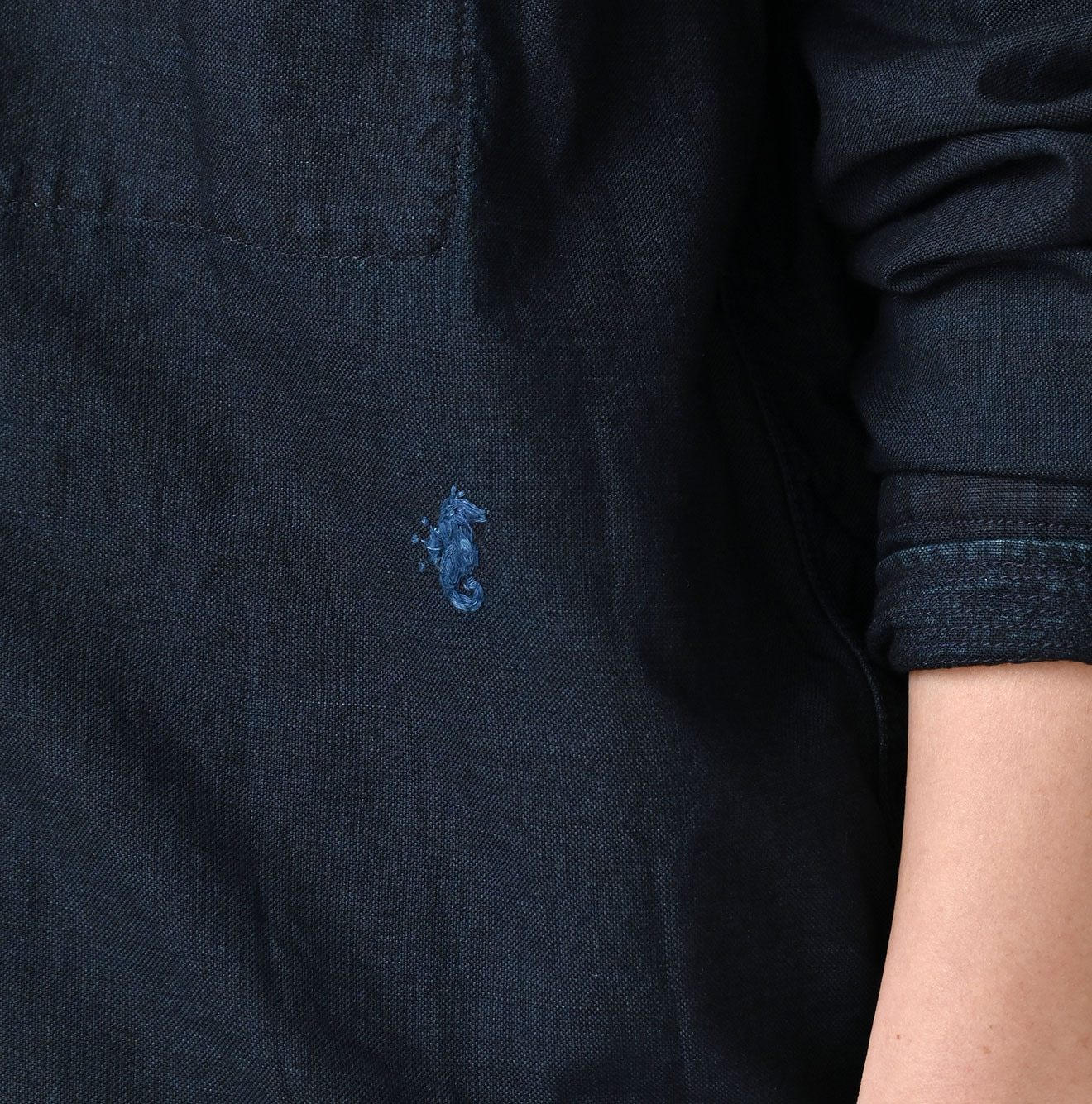 Indigo Supima OX 908 8-knot Shirt Detail