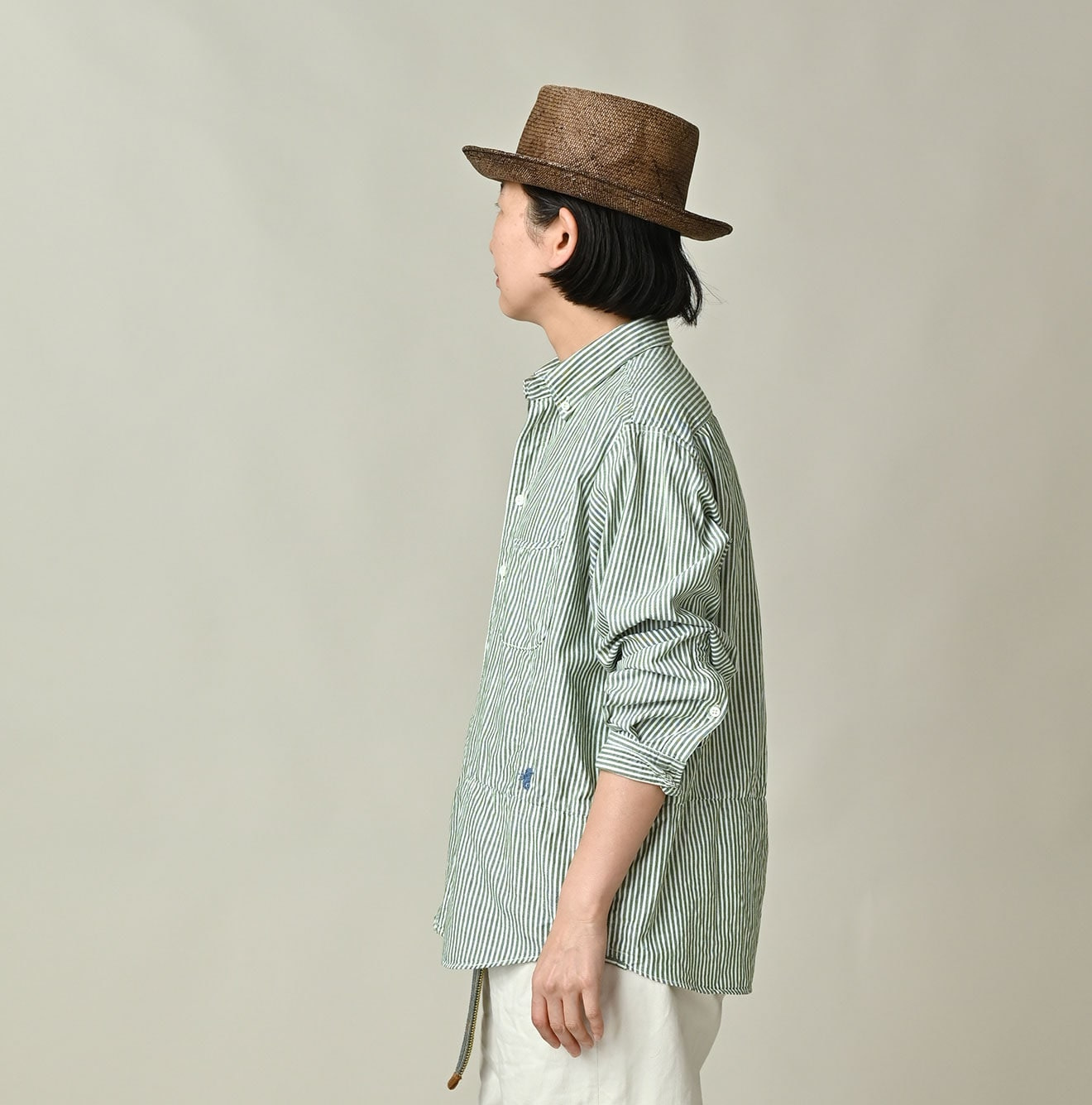 Supima OX 908 Ocean Canvas Shirt Female Model