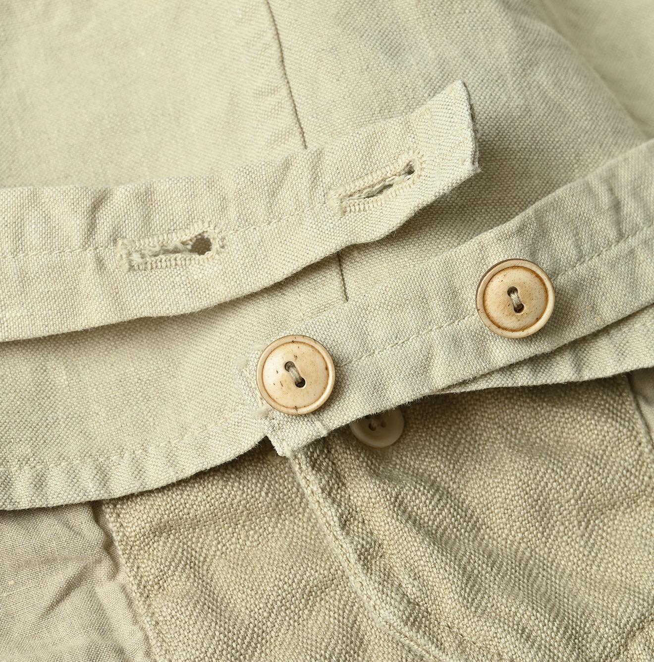 Linen Herringbone 908 Vest Detail