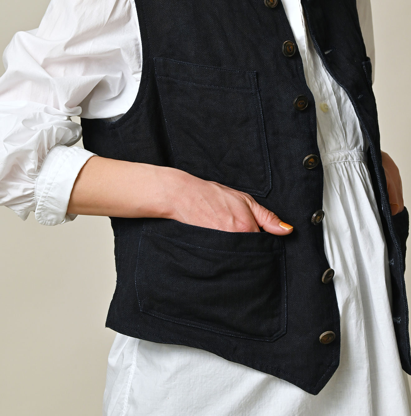 Indigo Linen Herringbone 908 Vest Detail