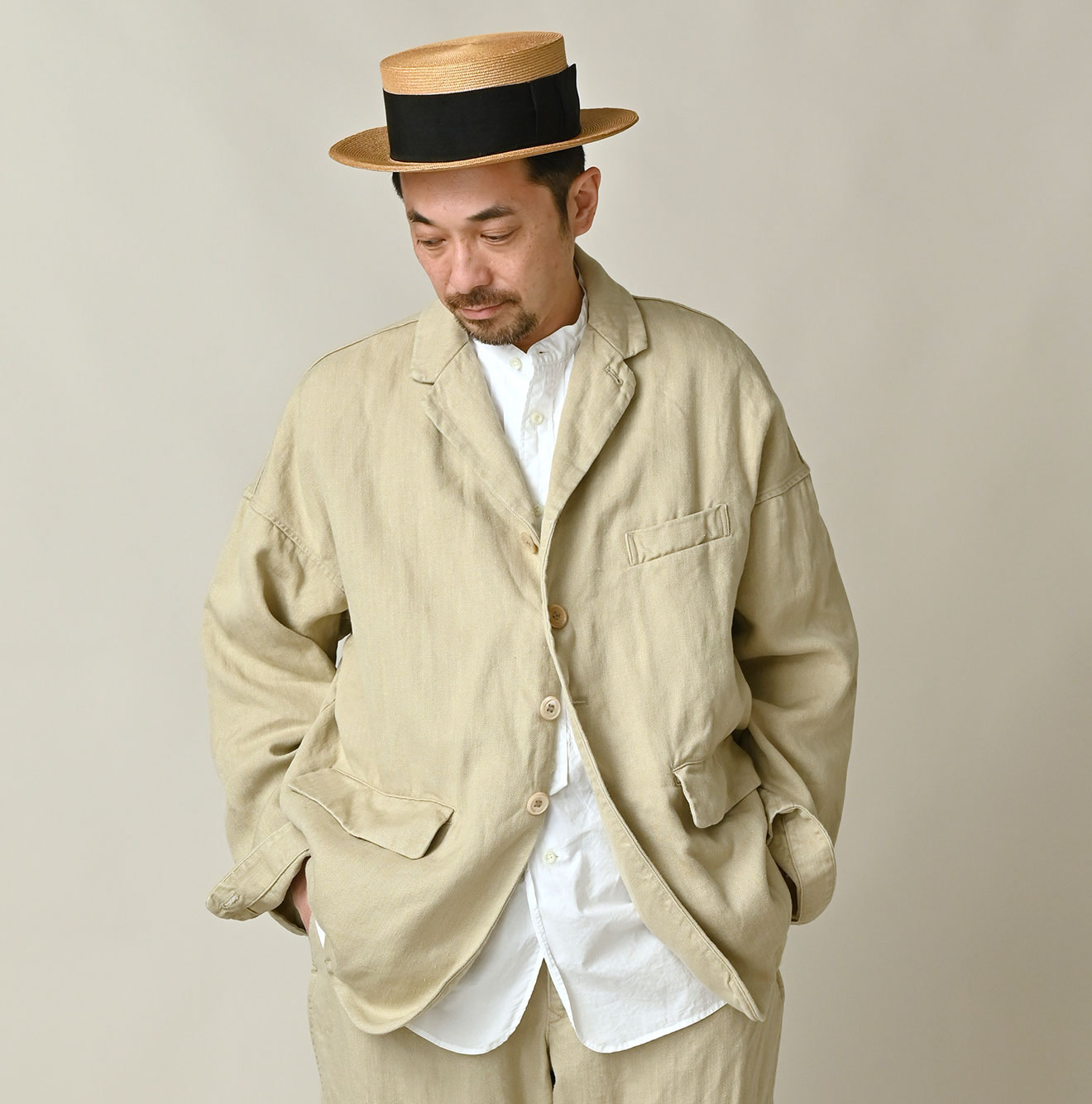 Linen Herringbone 908 Uma Jacket Male Model