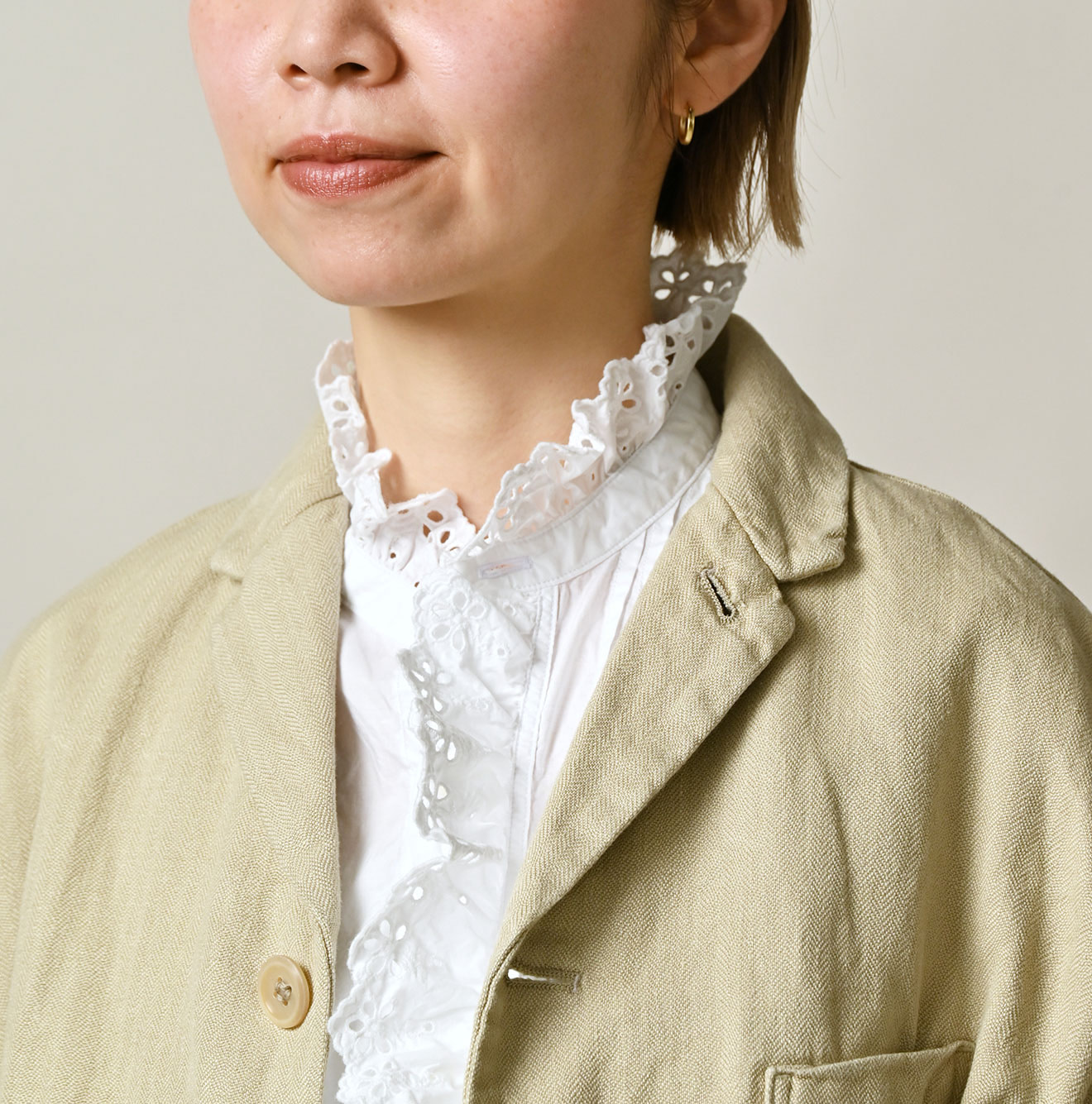 Linen Herringbone 908 Uma Jacket Detail