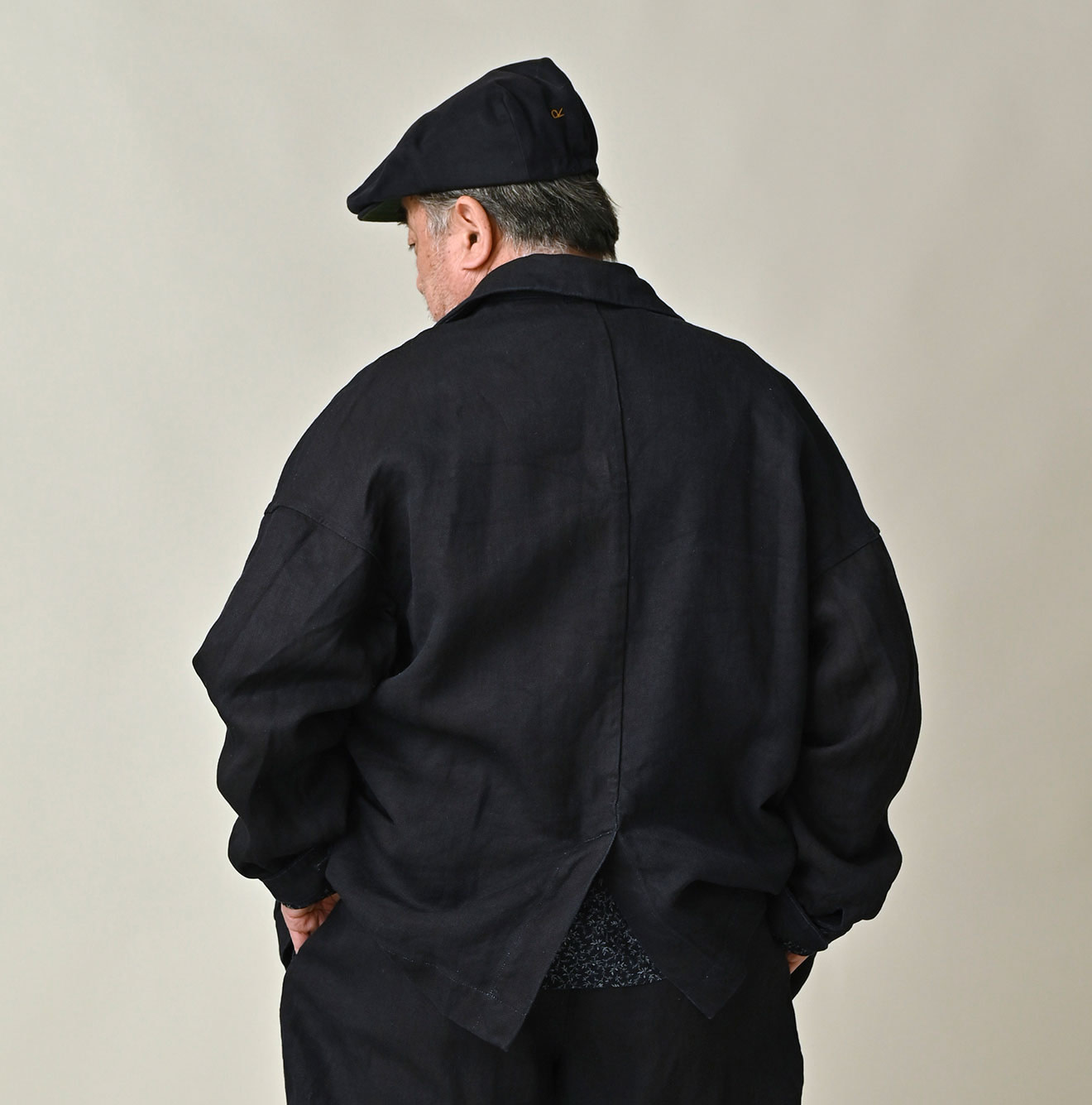 Indigo Linen Herringbone 908 Uma Jacket Male Model