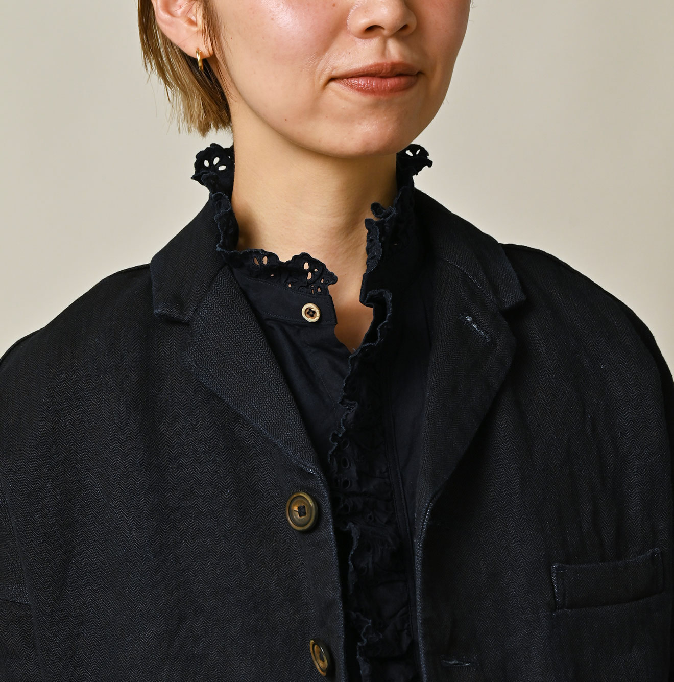 Indigo Linen Herringbone 908 Uma Jacket Detail