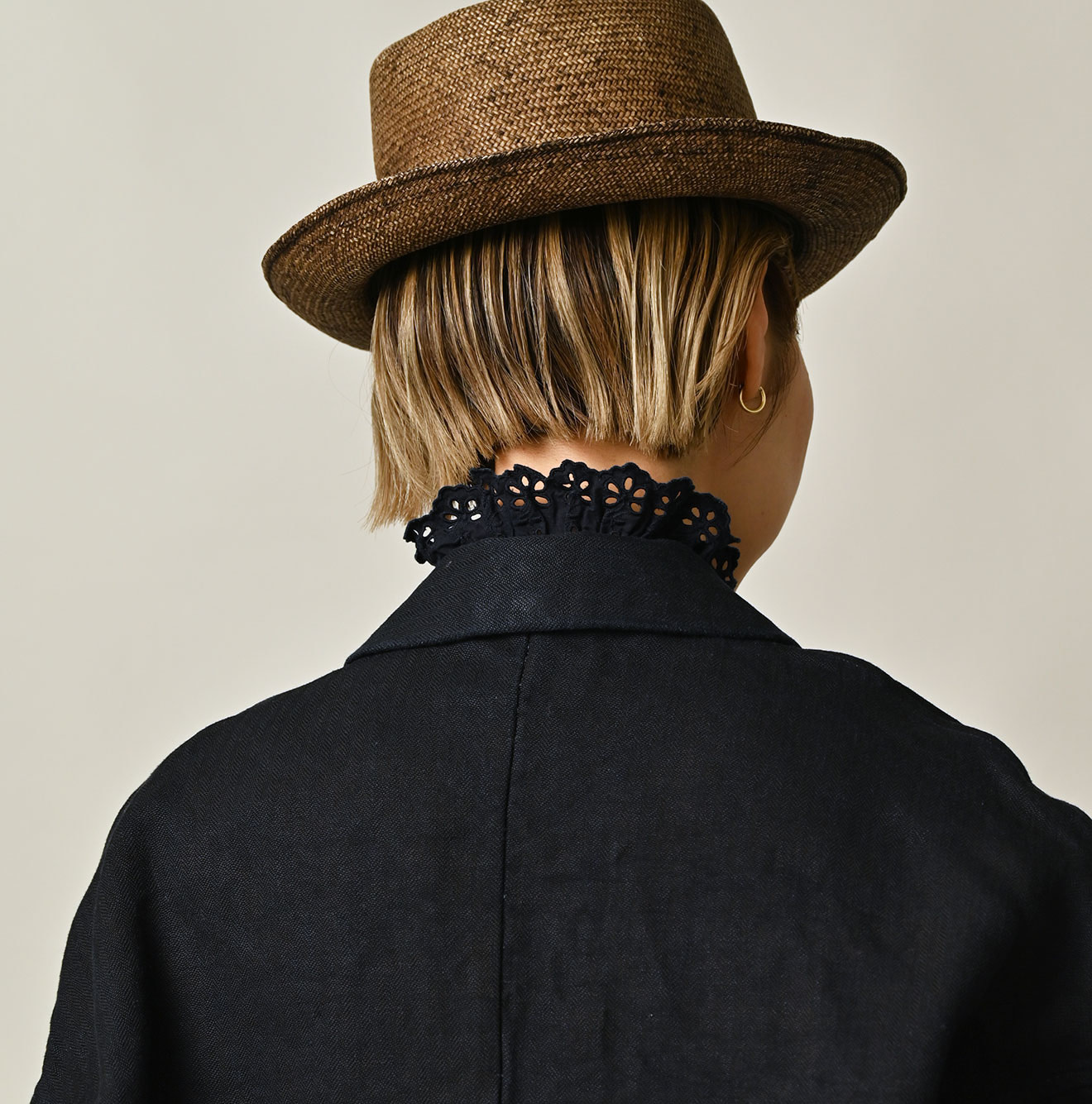 Indigo Linen Herringbone 908 Uma Jacket Detail