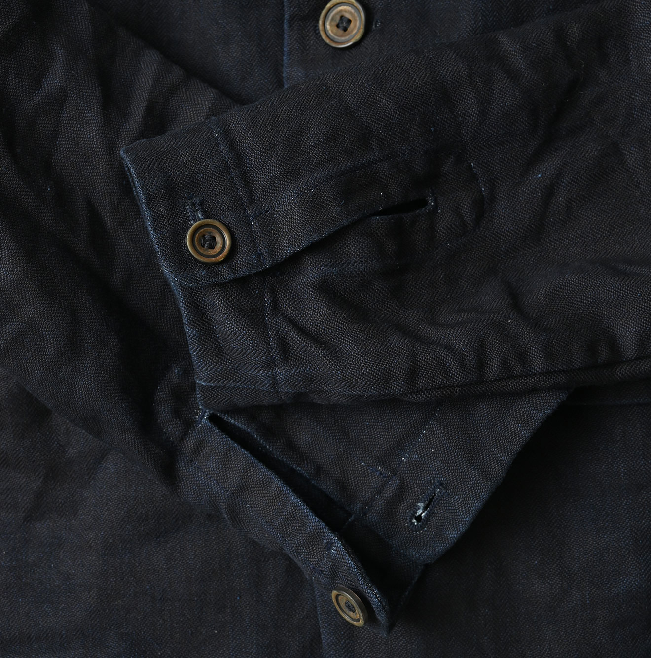 Indigo Linen Herringbone 908 Uma Jacket Detail