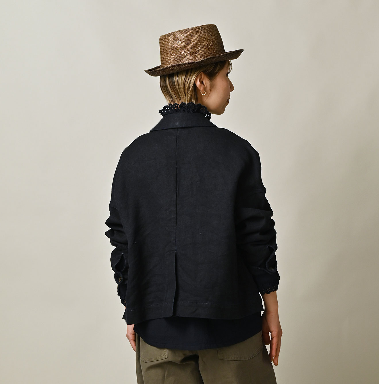 Indigo Linen Herringbone 908 Uma Jacket Female Model