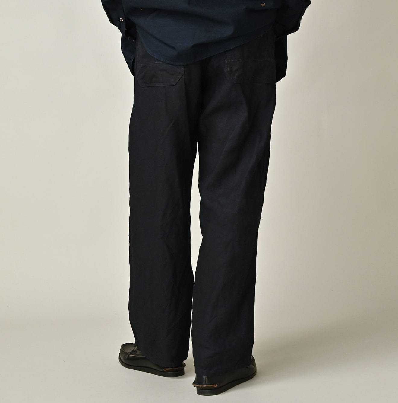Indigo Linen Herringbone 908 Painter Pants Male Model