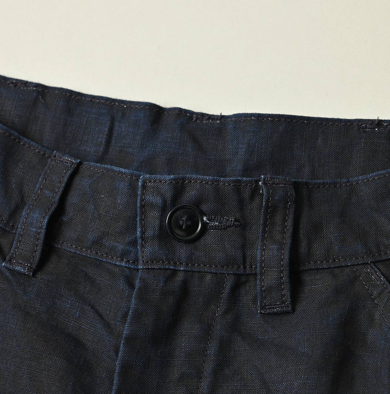 Indigo Linen Herringbone 908 Painter Pants Detail