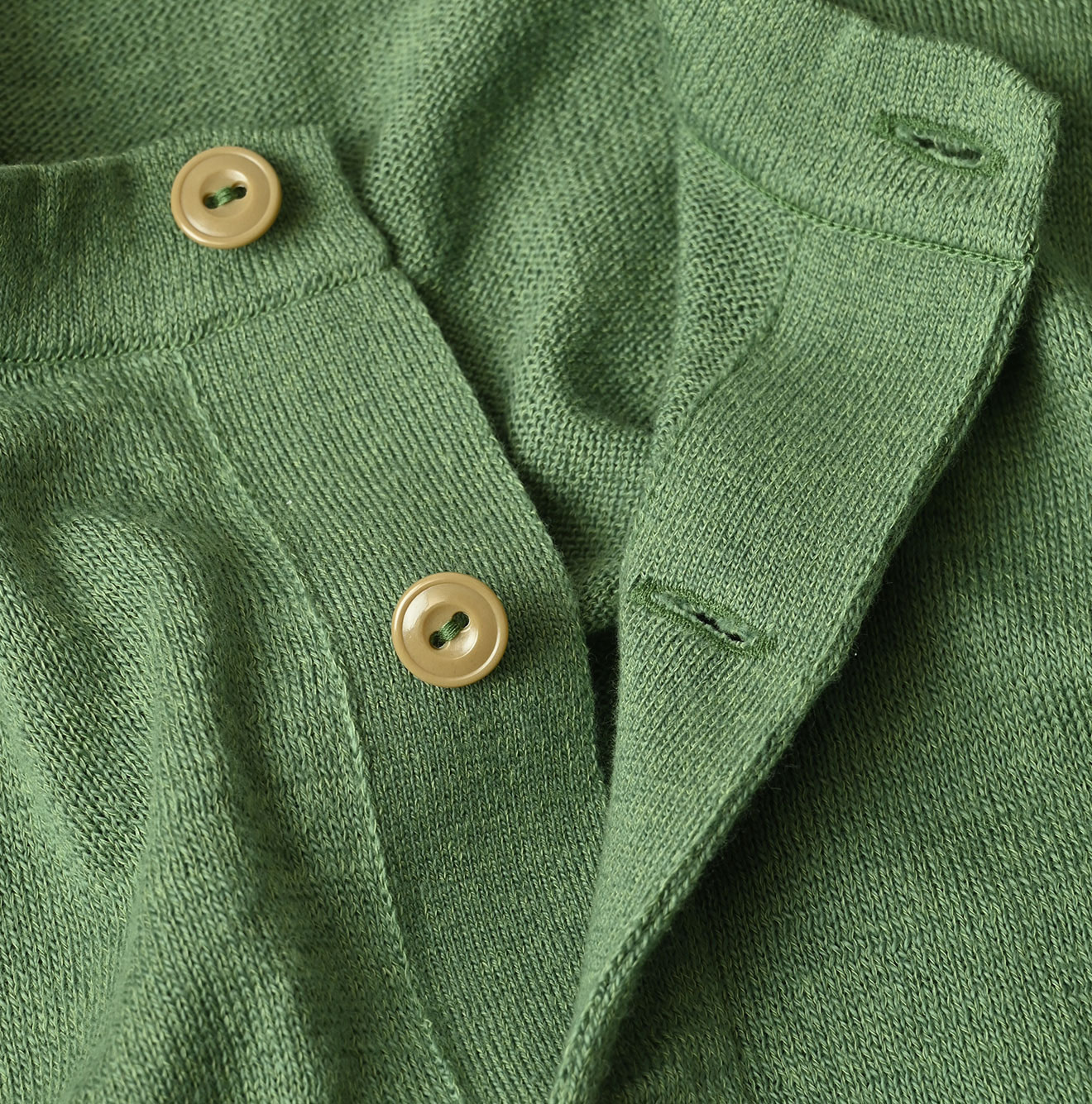 Whole Super Gauze 908 Henley Detail