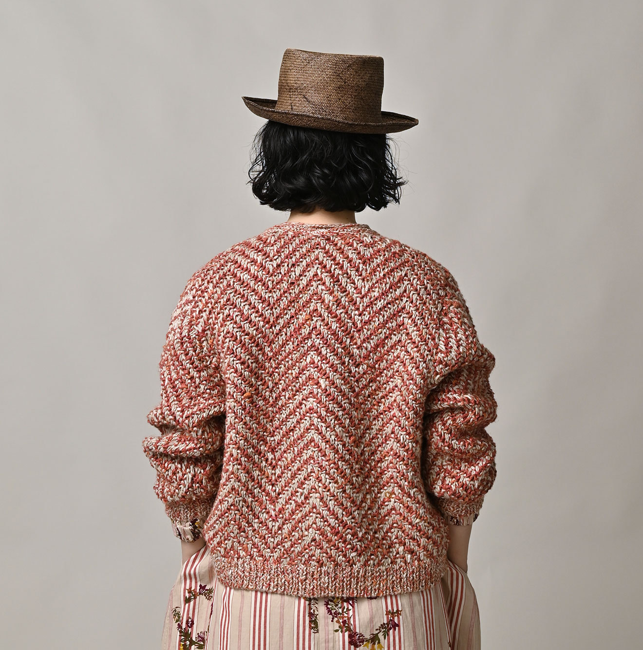 Linen Herringbone Bolero Female Model