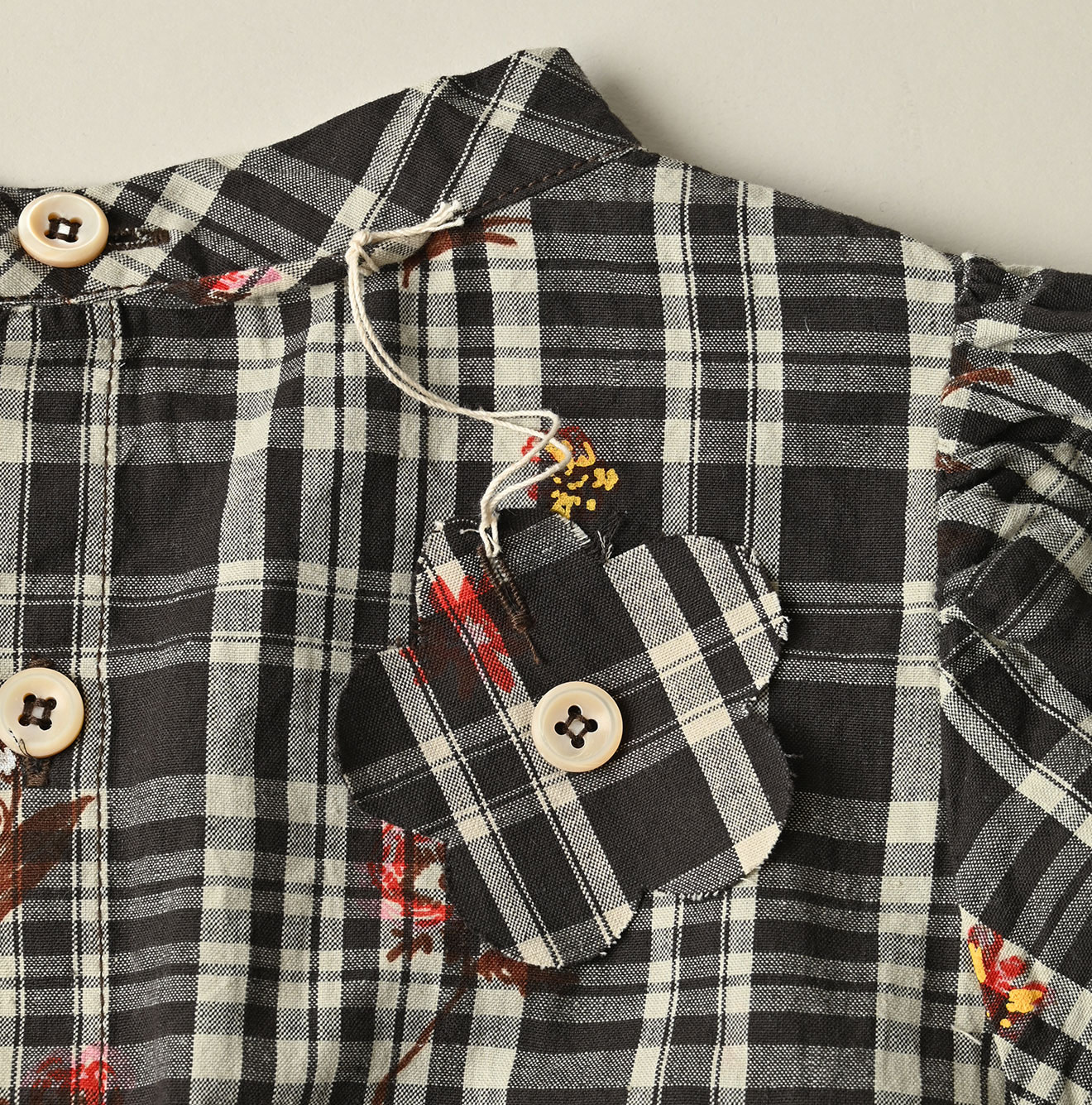 Indian Khadi OX SAIJIKI Poyon Puff Blouse Detail