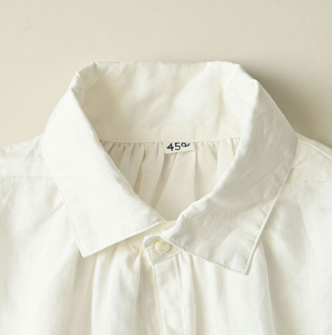 60 Linen Smock Shirt Detail