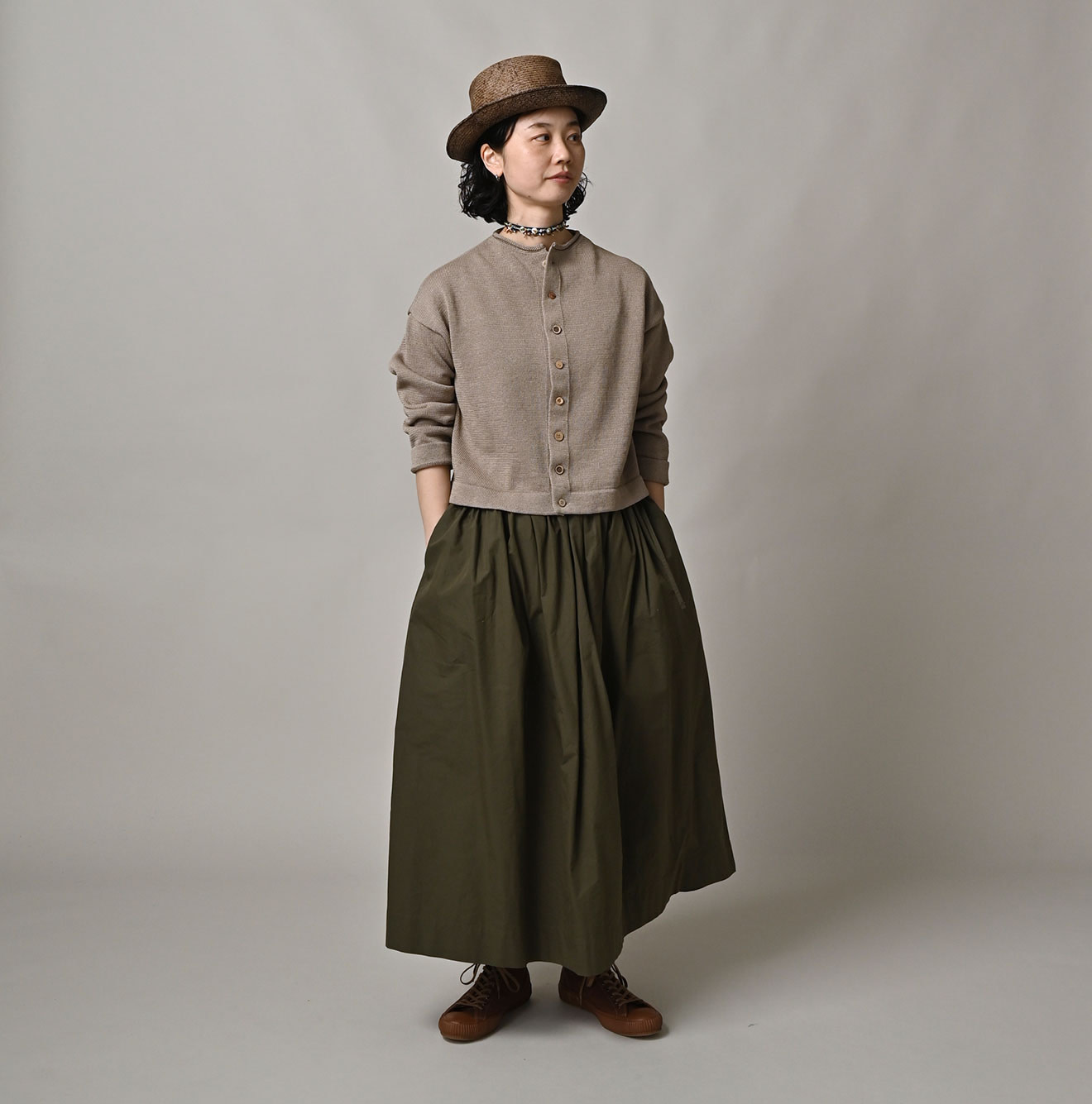 Gima Knitsew Cardigan Female Model