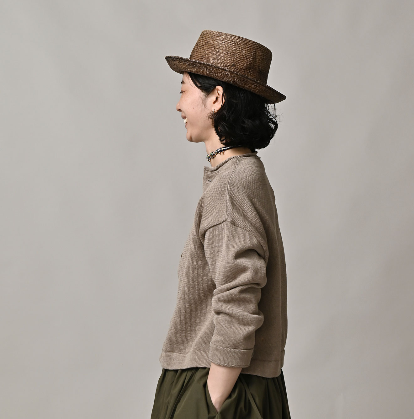 Gima Knitsew Cardigan Female Model