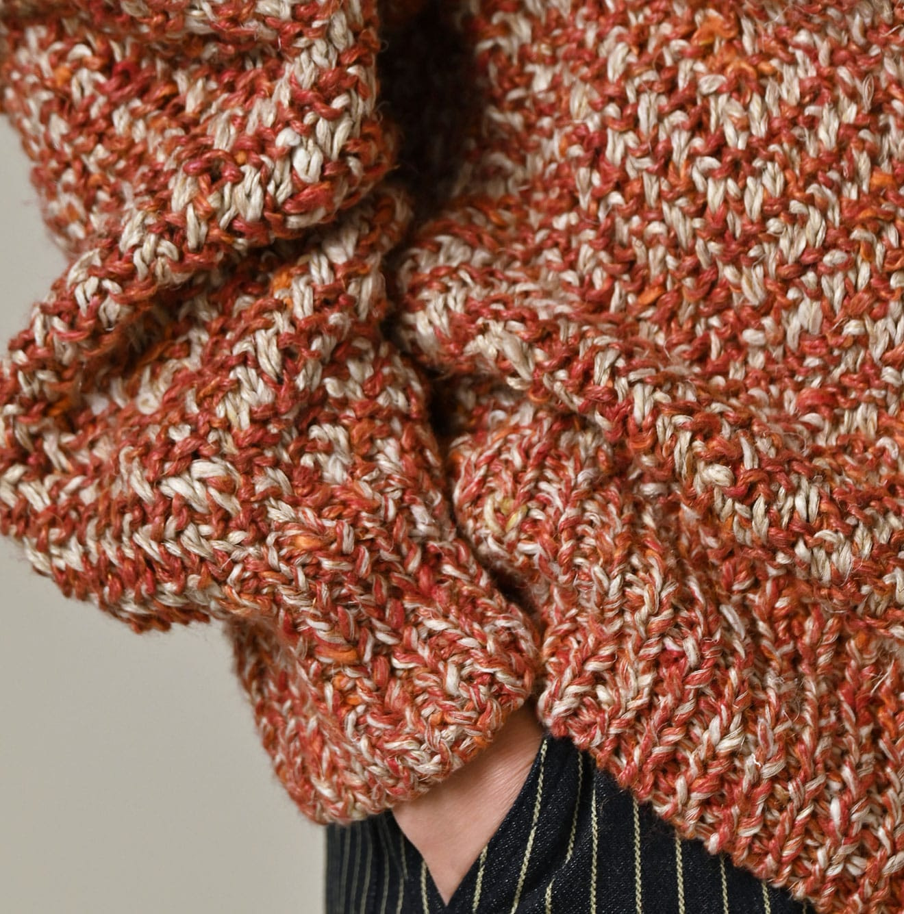 Linen Herringbone 908 Sweater Detail