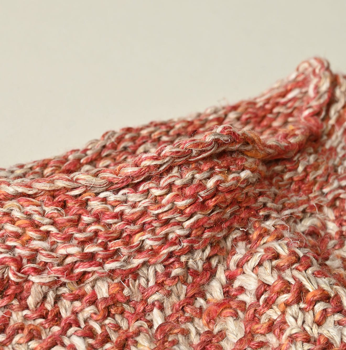 Linen Herringbone 908 Sweater Detail