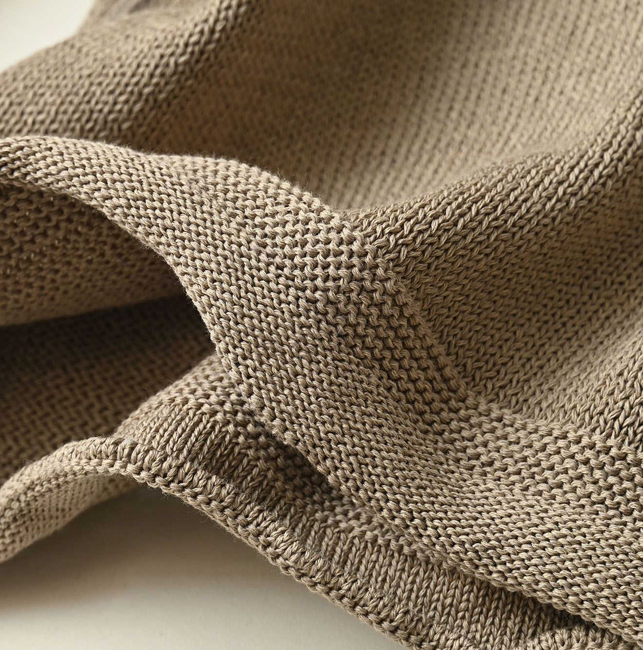 Gima Knitsew 908 M-hiko Detail