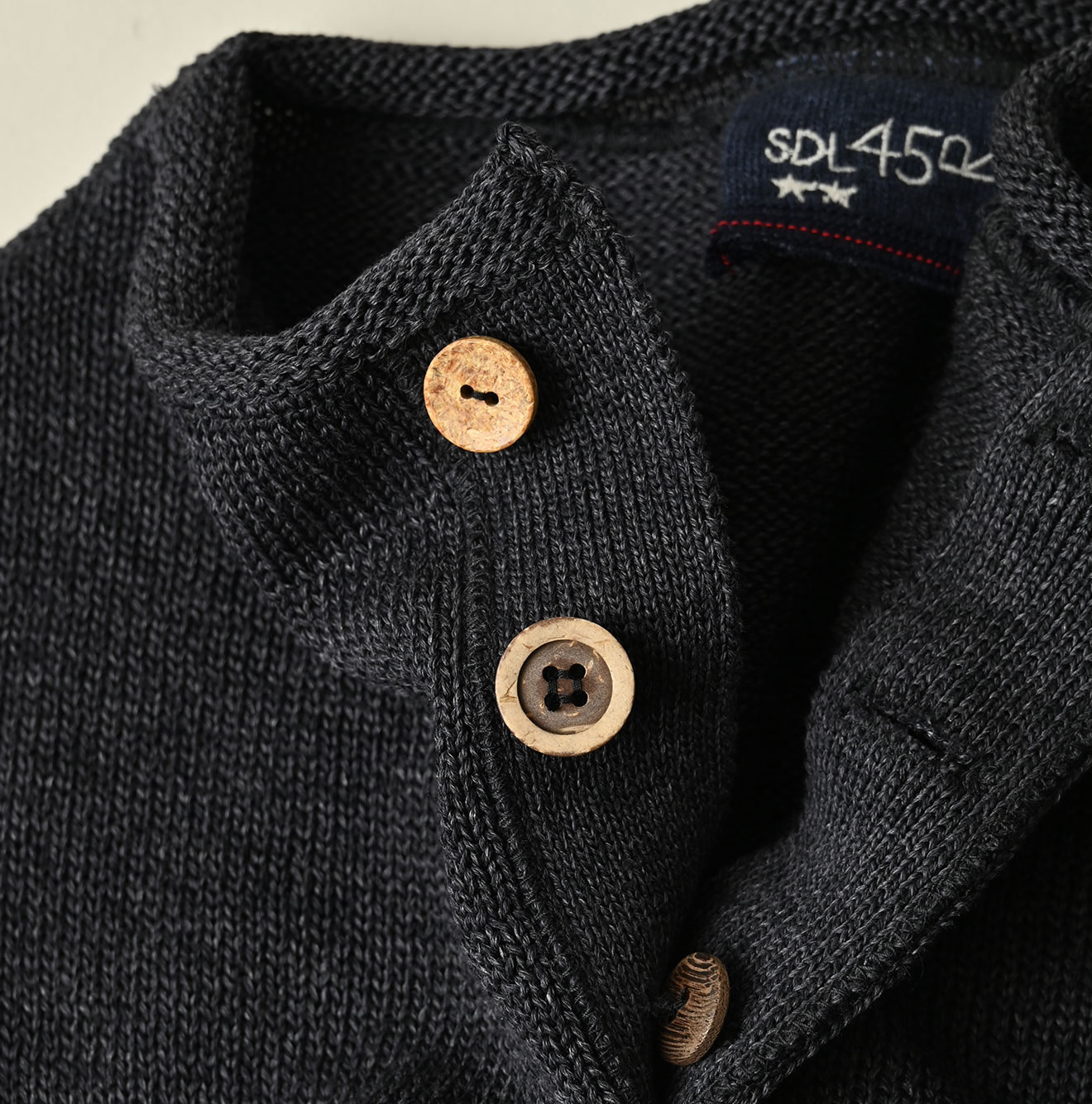 Gima Knitsew Uma Pull Detail