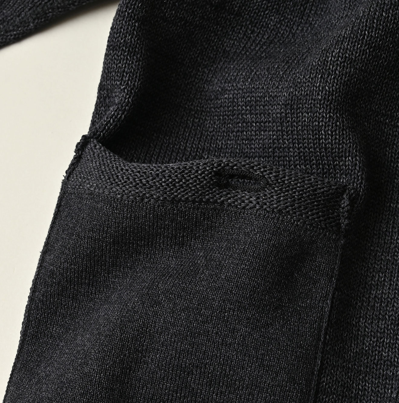 Gima Knitsew Uma Pull Detail