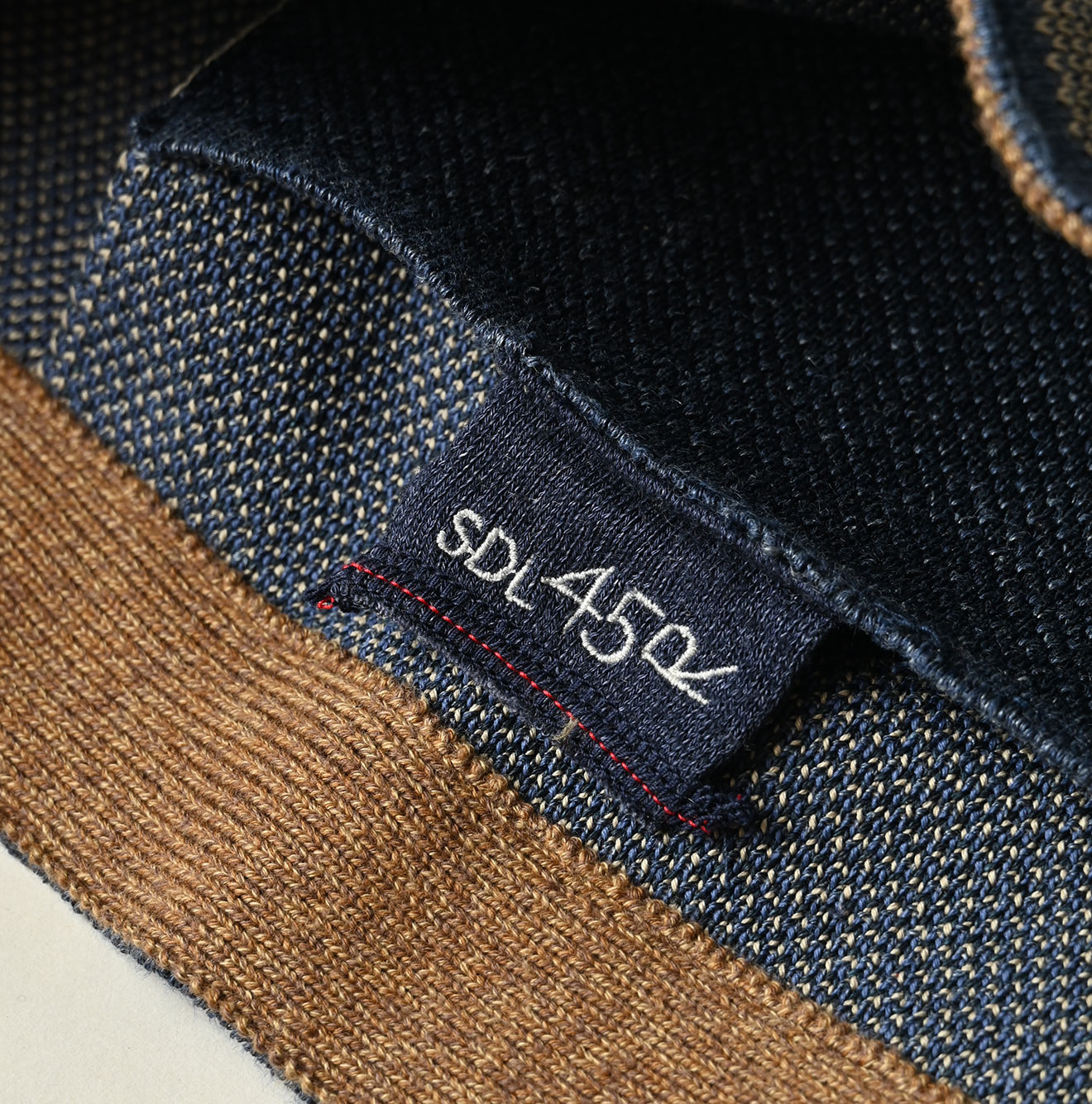 Indigo Linen Jacquard Bag Detail