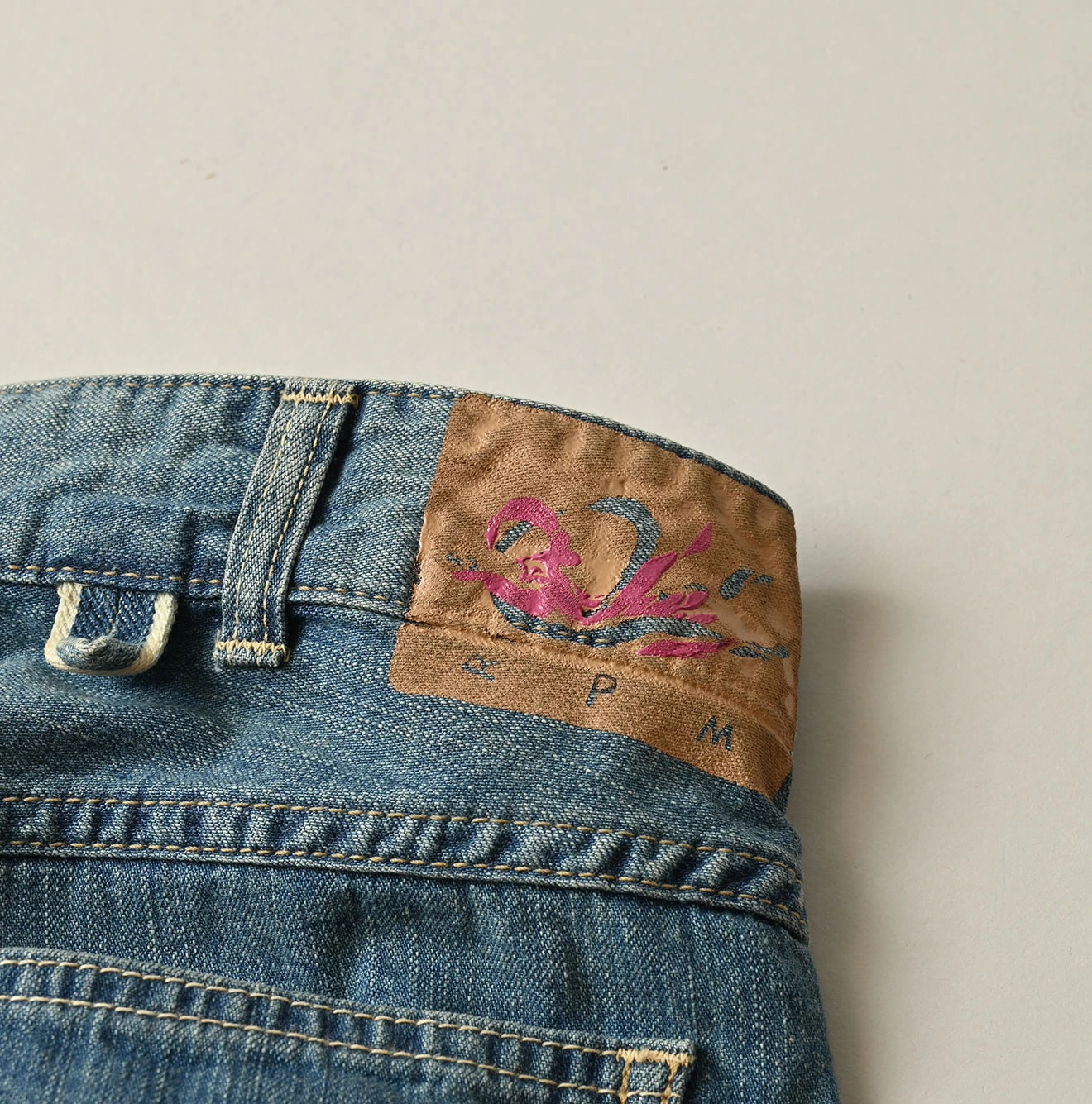Mugihiko Denim Charlotte 5 Tan Detail