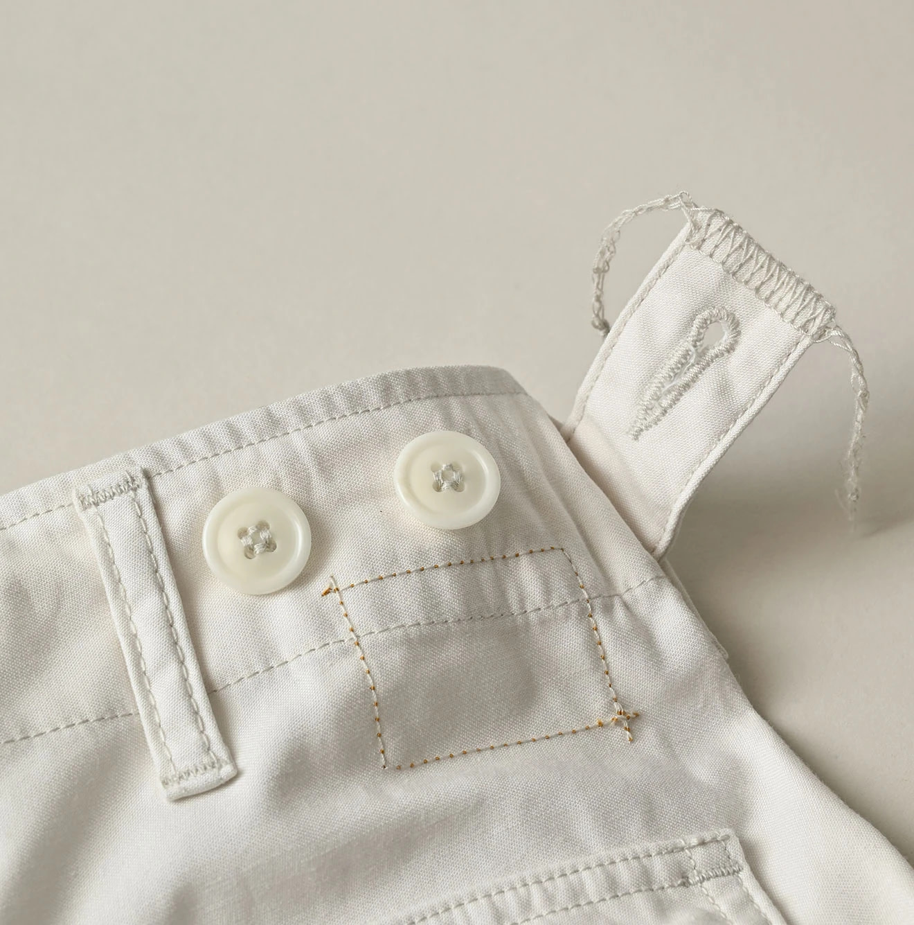 Thin Back Satin 908 Baker Short Pants Detail