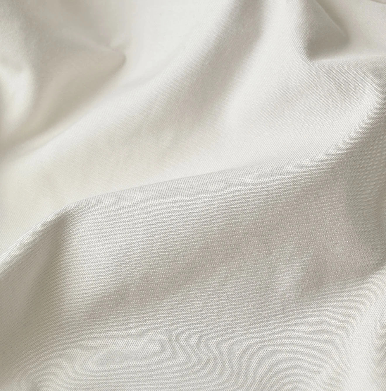 Thin Back Satin 908 Baker Short Pants Detail