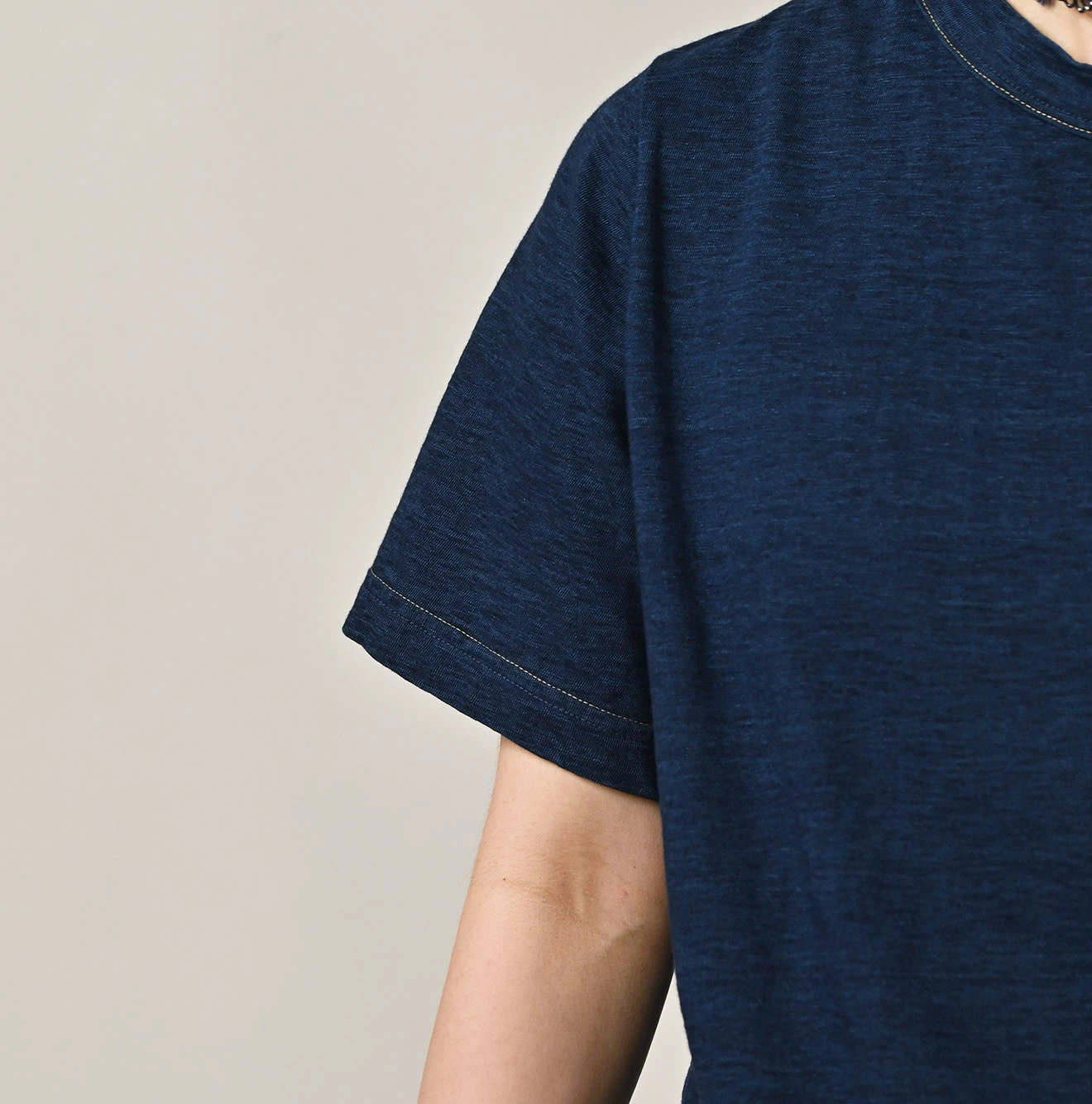 Indigo Tenjiku 45 Star 908 T-shirt Detail