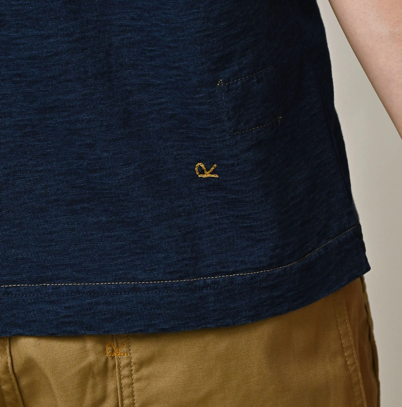 Indigo Tenjiku 45 Star 908 T-shirt Detail