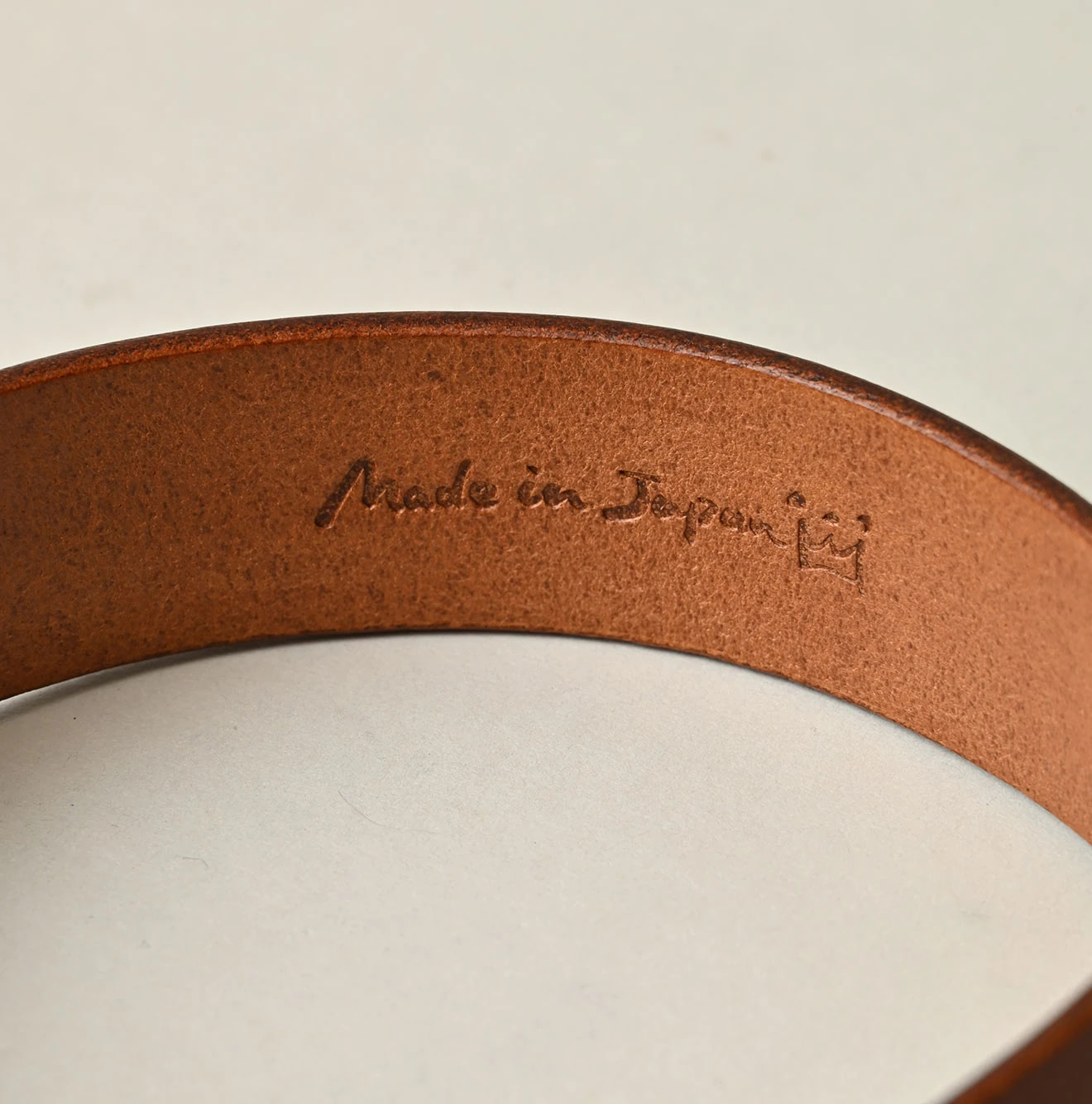 Azure Vintage Leather Belt Medium Detail