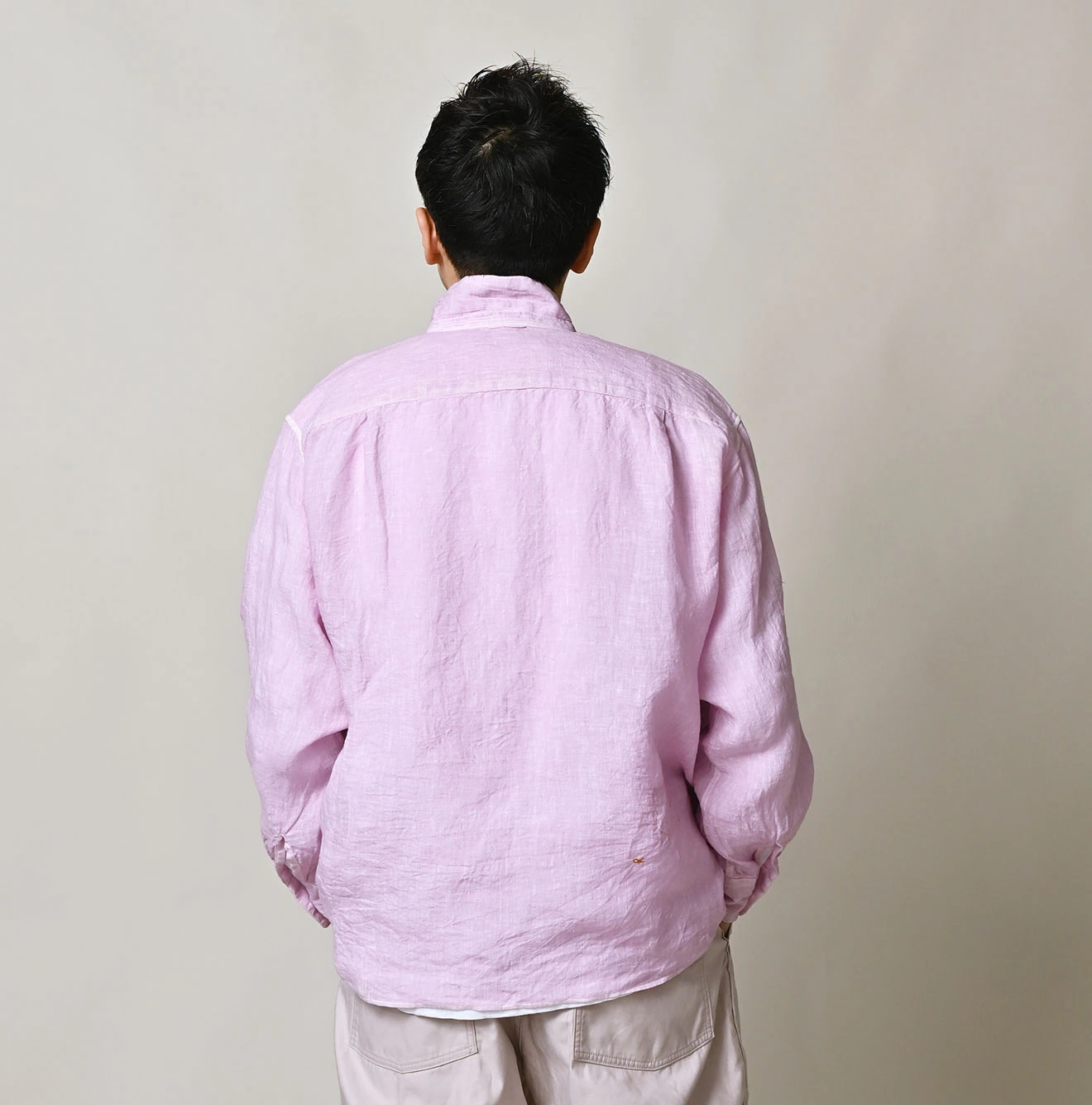 45 Plant Dyed Indian Linen 908 Marchal Shirt Male Model