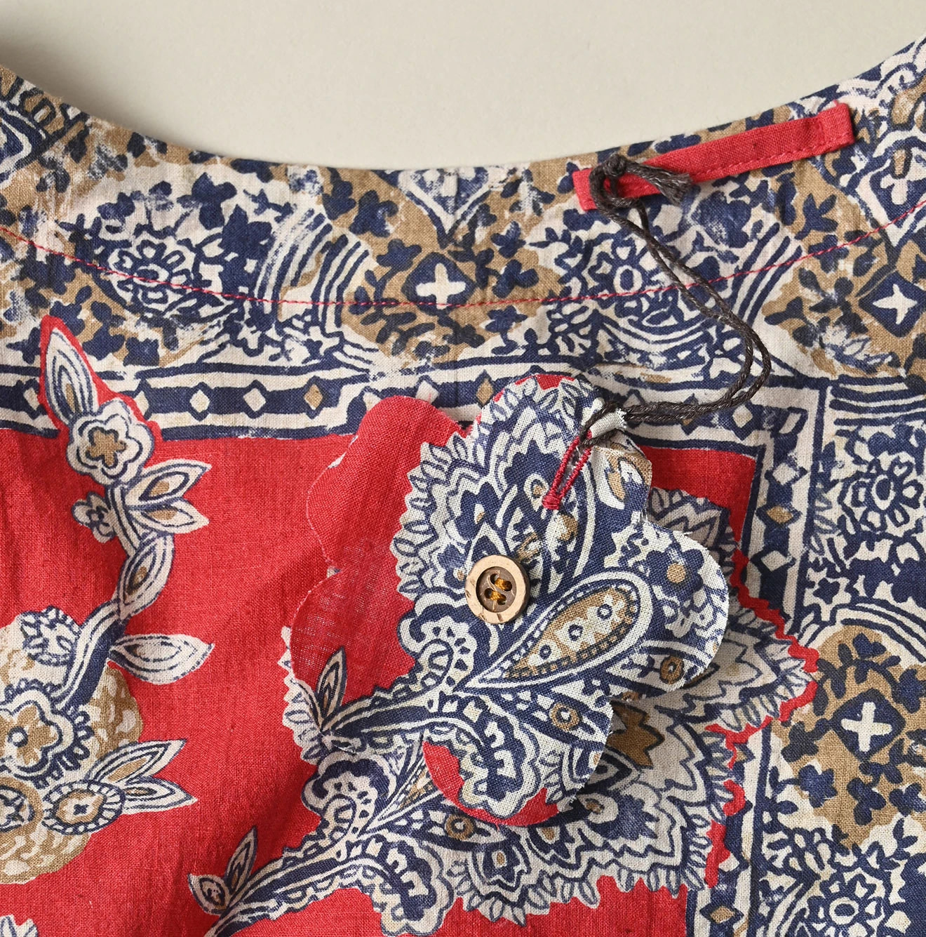 Bandana Paisley Print Puff Blouse Detail