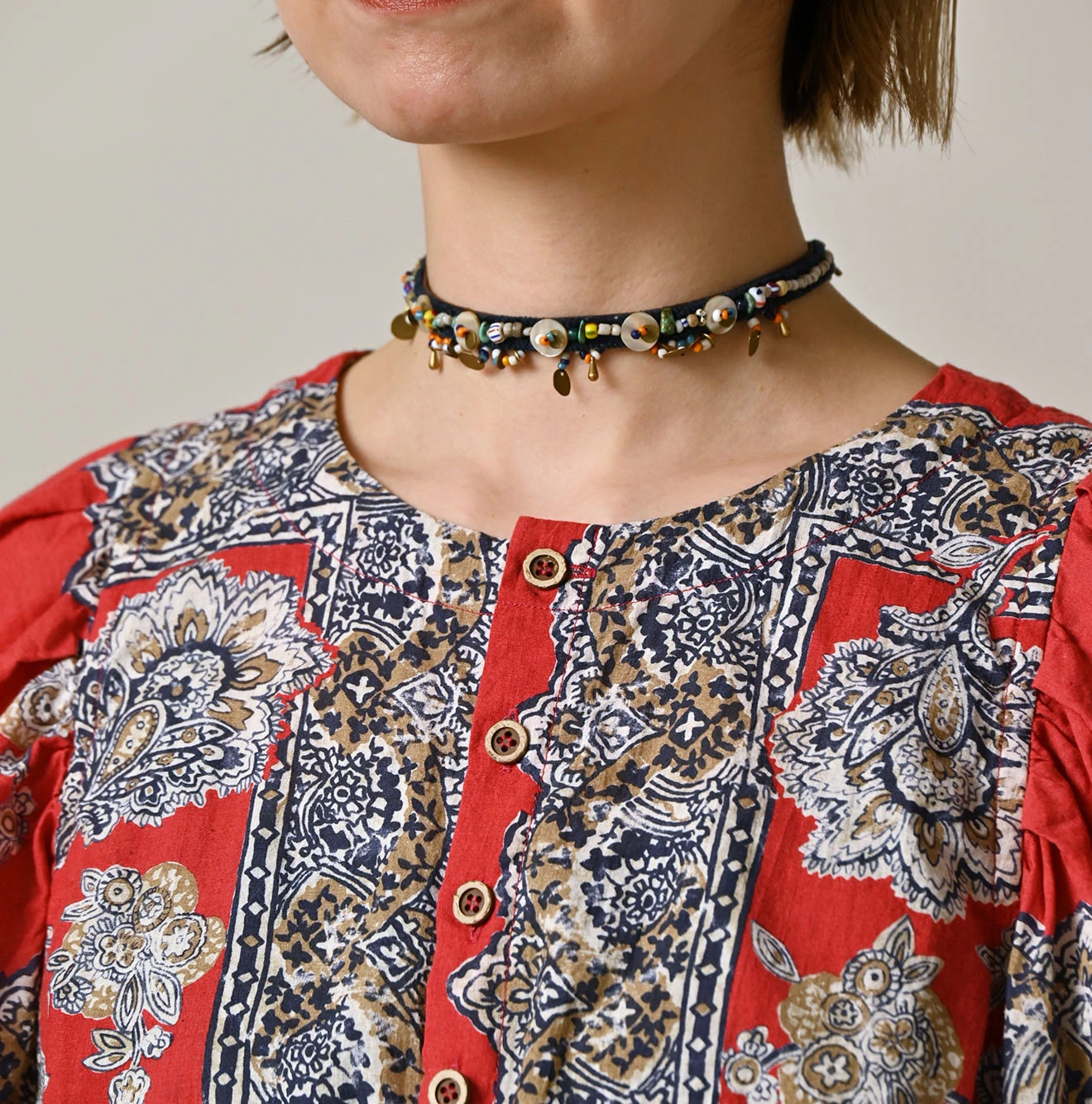 Bandana Paisley Print Puff Blouse Detail