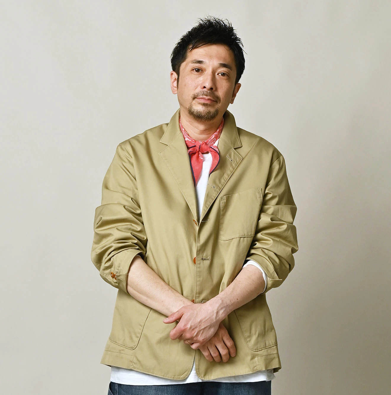 Thin Gabardine 908 Jacquarde Male Model