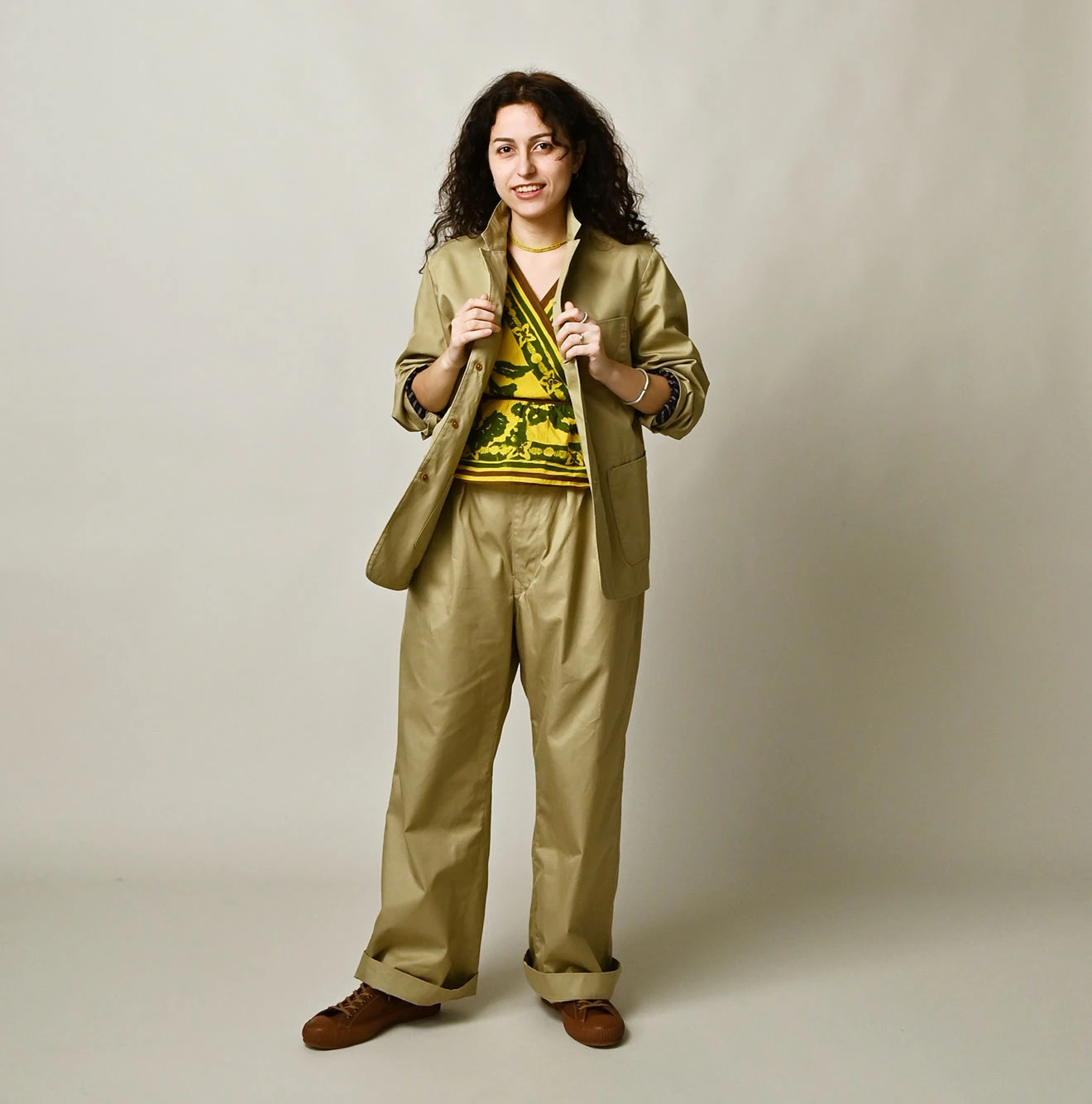 Thin Gabardine 908 Jacquarde Female Model