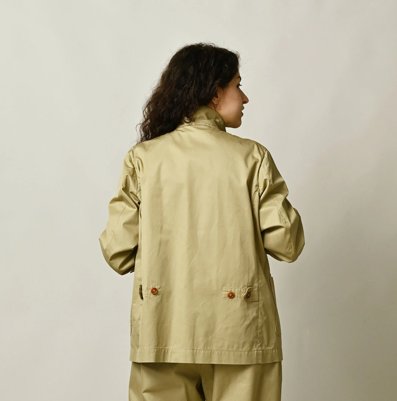 Thin Gabardine 908 Jacquarde Female Model