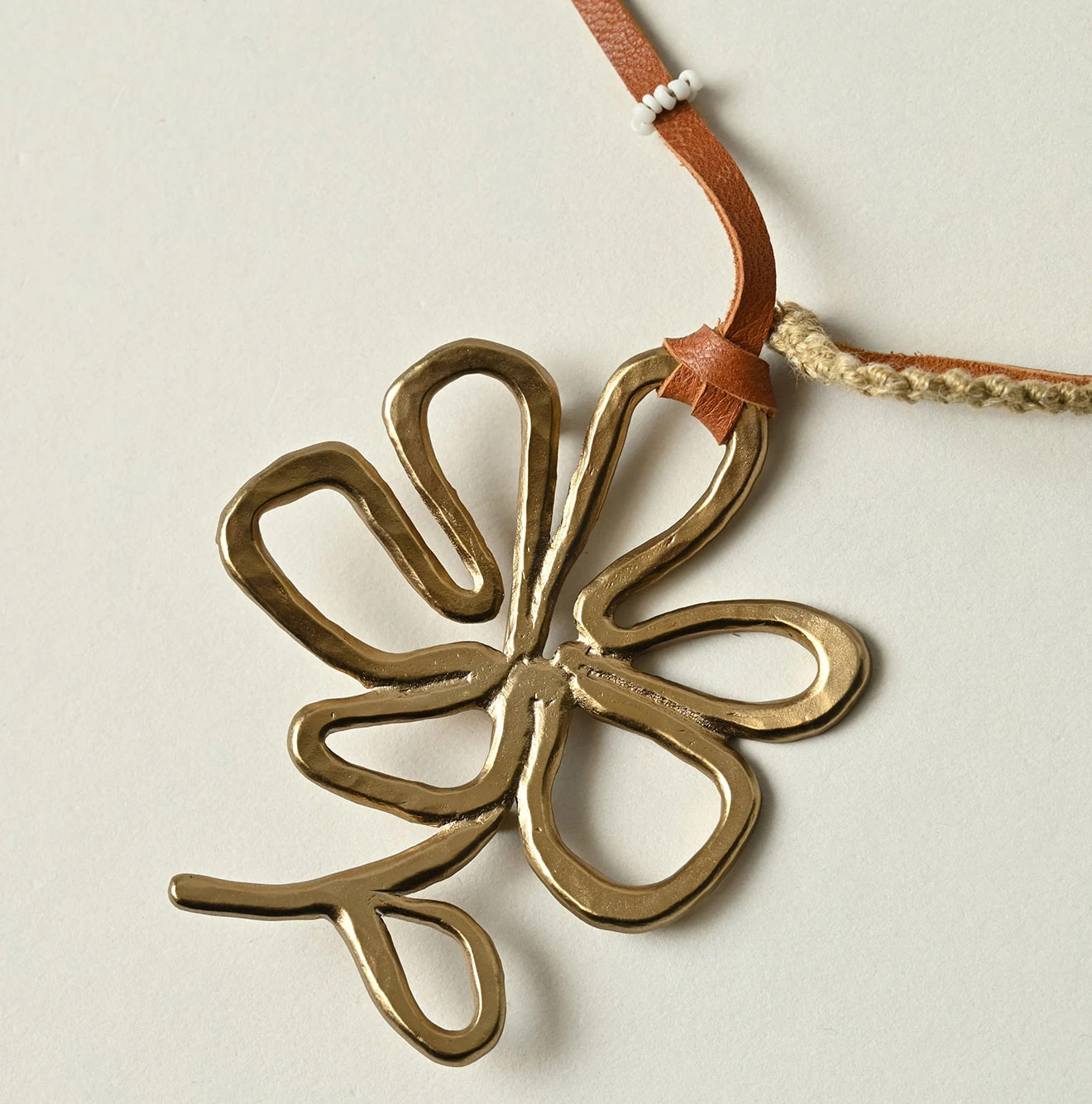 Flower Necklace Detail
