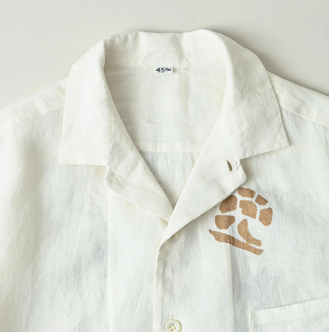 Indian Linen Gold Leaf Print LeiLei Shirt MEN Detail