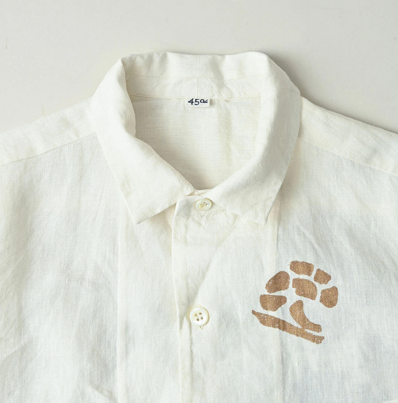Indian Linen Gold Leaf Print LeiLei Shirt MEN Detail