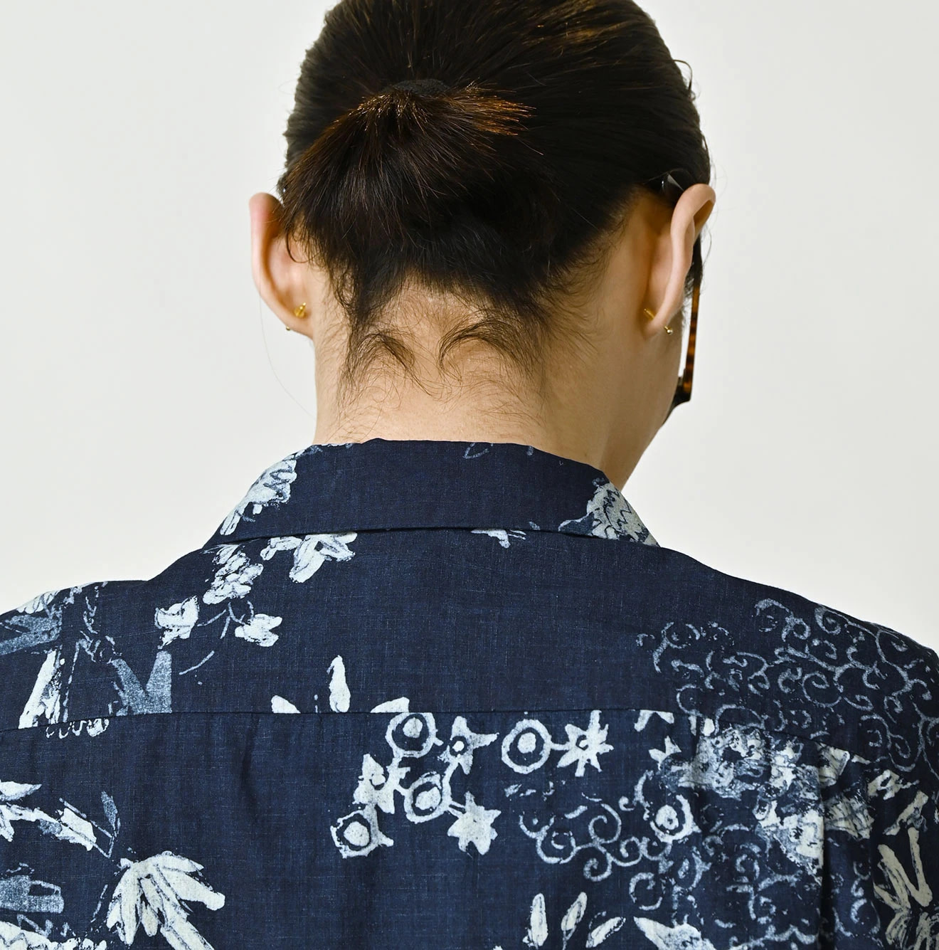 Indigo Hira Palampore Print LeiLei Shirt MEN Detail
