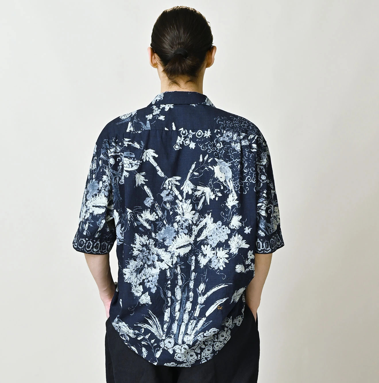 Indigo Hira Palampore Print LeiLei Shirt MEN Male Model