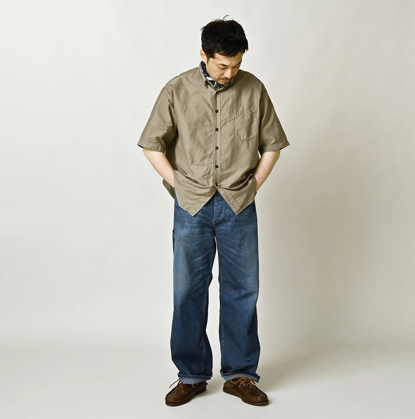 Horizontal Satin Ocean Short Sleeve Shirt MEN Male Model