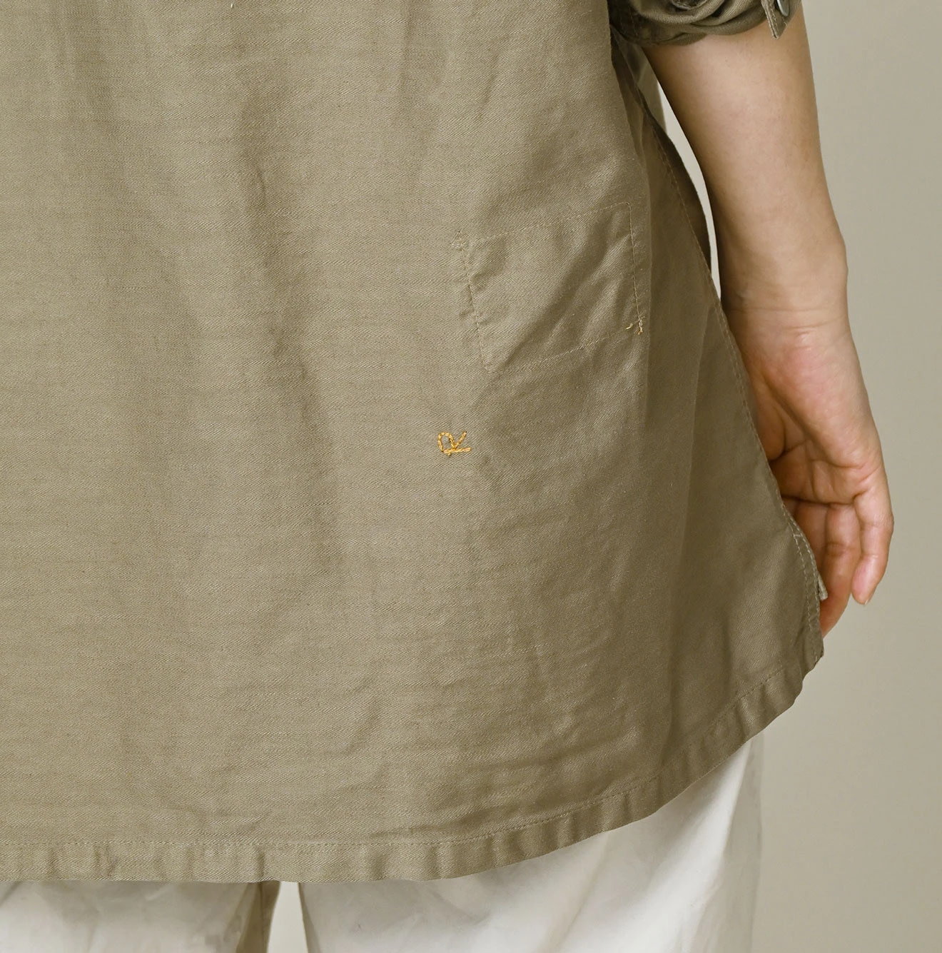 Horizontal Satin 908 Bush Shirt Detail
