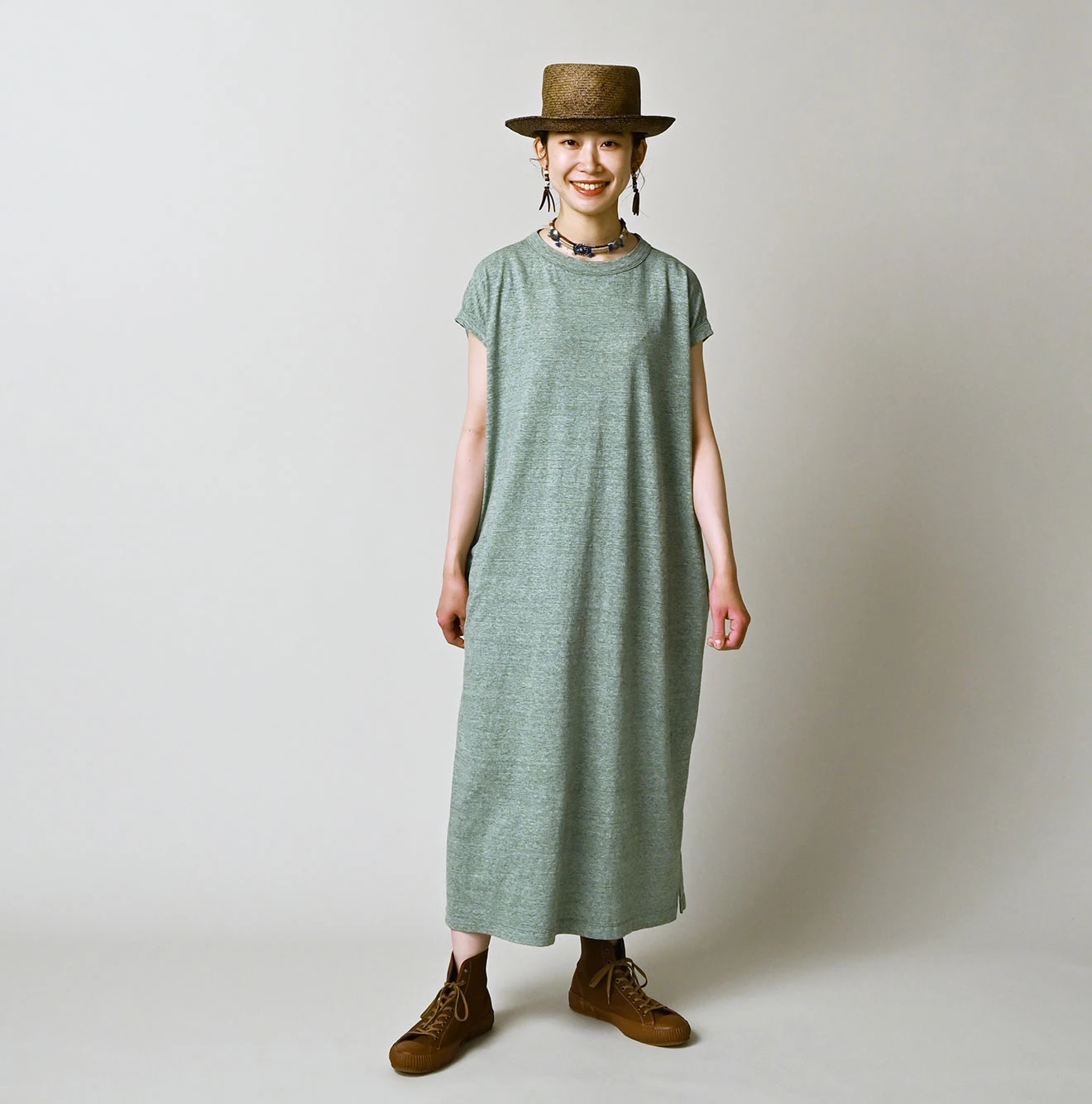 Top Tenjiku M Dress Female Model