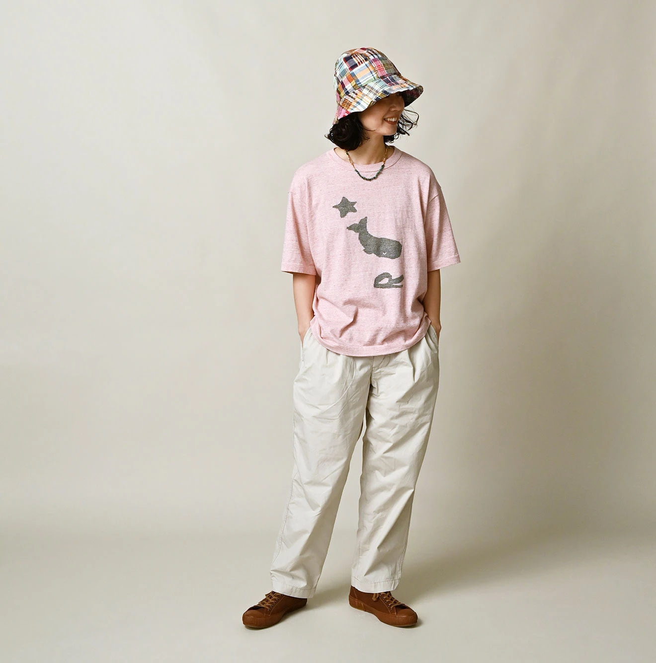 Weather 908 Peg Top Pants Female Model